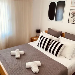 K Apartment Split